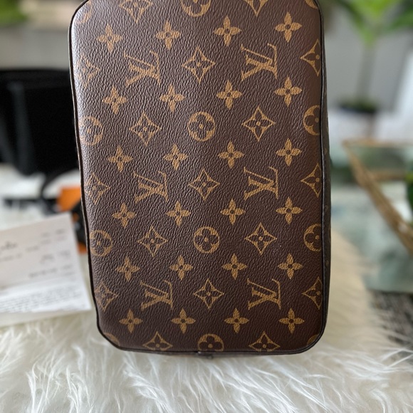 Louis Vuitton Neo Noe bag - Picture 7 of 7
